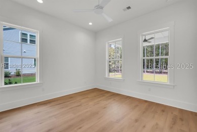 Set on nearly half an acre, this 3 bedroom, 2.5 bath home on Hampton Pointe Golf Course in South Carolina - for sale on GolfHomes.com, golf home, golf lot