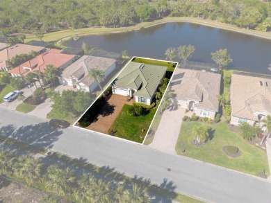 Welcome to this stunning three-bedroom, two-bathroom on Riverwood Golf Club in Florida - for sale on GolfHomes.com, golf home, golf lot
