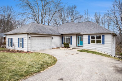 Offers are due by 4PM Today 3/14/2023This move-in ready on Lake Doster Golf Club in Michigan - for sale on GolfHomes.com, golf home, golf lot