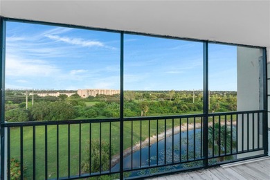 BEST deal under $160k!!!!! Beautifully remodeled 2-bedroom on Inverrary Country Club in Florida - for sale on GolfHomes.com, golf home, golf lot