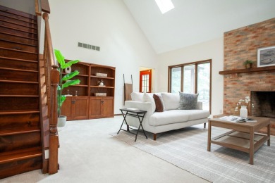 Stunning and spacious home on over an acre in Olentangy Schools on Glen Ross Golf Club in Ohio - for sale on GolfHomes.com, golf home, golf lot