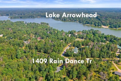 Lake Arrowhead Lake Access Golf Course Home! Lakes, Links, and on Lake Arrowhead Golf Course - The Lakes in Wisconsin - for sale on GolfHomes.com, golf home, golf lot