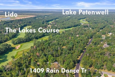 Lake Arrowhead Lake Access Golf Course Home! Lakes, Links, and on Lake Arrowhead Golf Course - The Lakes in Wisconsin - for sale on GolfHomes.com, golf home, golf lot