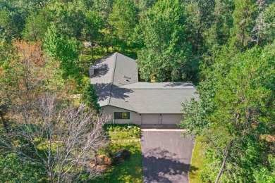 Lake Arrowhead Lake Access Golf Course Home! Lakes, Links, and on Lake Arrowhead Golf Course - The Lakes in Wisconsin - for sale on GolfHomes.com, golf home, golf lot