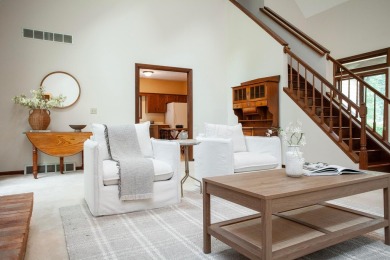 Stunning and spacious home on over an acre in Olentangy Schools on Glen Ross Golf Club in Ohio - for sale on GolfHomes.com, golf home, golf lot