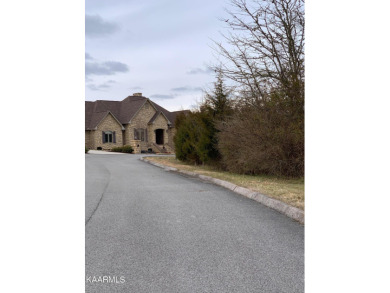 Want a nice building lot that backs up to the golf course and on Woodlake Golf Club in Tennessee - for sale on GolfHomes.com, golf home, golf lot