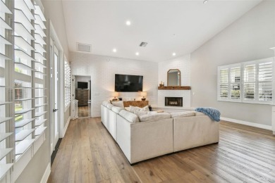 Step into this beautifully renovated 4-bedroom, 3.5-bath home in on Palma Ceia Golf and Country Club in Florida - for sale on GolfHomes.com, golf home, golf lot
