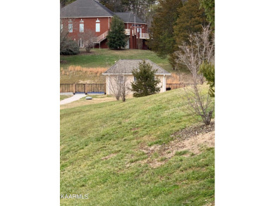 Want a nice building lot that backs up to the golf course and on Woodlake Golf Club in Tennessee - for sale on GolfHomes.com, golf home, golf lot