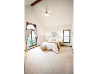 Stunning and spacious home on over an acre in Olentangy Schools on Glen Ross Golf Club in Ohio - for sale on GolfHomes.com, golf home, golf lot