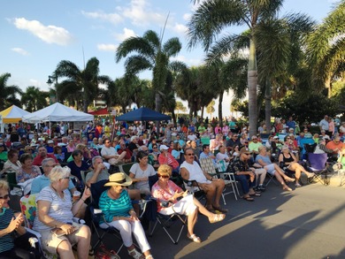 Beautiful 3 Bedroom 2 Bath 2007 town house with a two car garage on Oak Harbor Country Club in Florida - for sale on GolfHomes.com, golf home, golf lot