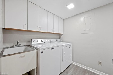 Rarely available 3-bedroom 3-bath condo in Cypress Commons with on Wyndemere Country Club in Florida - for sale on GolfHomes.com, golf home, golf lot