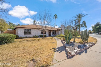 Move in ready, mid-century brick home in Uptown Phoenix! This on Palo Verde Golf Course in Arizona - for sale on GolfHomes.com, golf home, golf lot