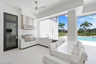 *IMMEDIATE GOLF MEMBERSHIP* Experience unparalleled elegance in on Quail West Golf and Country Club in Florida - for sale on GolfHomes.com, golf home, golf lot