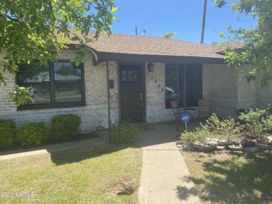 Move in ready, mid-century brick home in Uptown Phoenix! This on Palo Verde Golf Course in Arizona - for sale on GolfHomes.com, golf home, golf lot