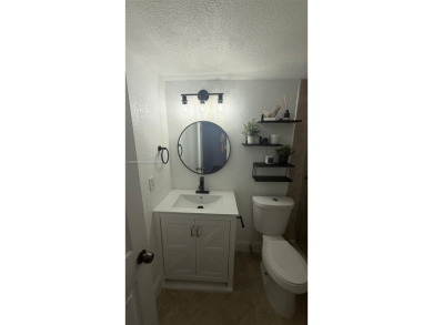 Spacious 2 bedroom/2 2-bathroom condo. The property features a on Inverrary Country Club in Florida - for sale on GolfHomes.com, golf home, golf lot