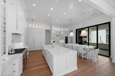 *IMMEDIATE GOLF MEMBERSHIP* Experience unparalleled elegance in on Quail West Golf and Country Club in Florida - for sale on GolfHomes.com, golf home, golf lot
