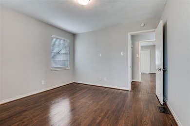 Fully leased duplex in the desirable Kings Highway neighborhood on Stevens Park Golf Course in Texas - for sale on GolfHomes.com, golf home, golf lot