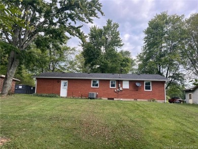 Seller offering $2500 in Flooring Allowance! UPDATES: Roof on Spring Hills Golf Course in Indiana - for sale on GolfHomes.com, golf home, golf lot