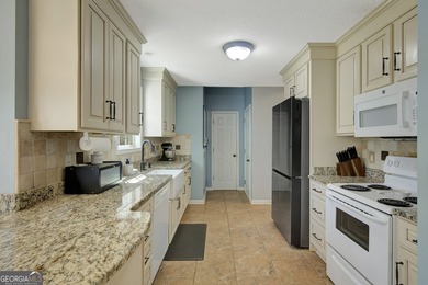 Wonderful opportunity for a move-in ready home with 4 Spacious on Canongate On White Oak Golf Course in Georgia - for sale on GolfHomes.com, golf home, golf lot