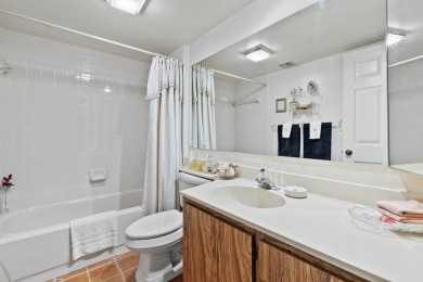 Spacious 2-Bed, 2-Bath Condo in West Palm Beach! This cozy on Bear Lakes Country Club in Florida - for sale on GolfHomes.com, golf home, golf lot