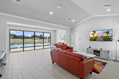 Spacious 2-Bed, 2-Bath Condo in West Palm Beach! This cozy on Bear Lakes Country Club in Florida - for sale on GolfHomes.com, golf home, golf lot