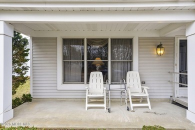 Spacious and well-maintained 2-bed, 2-bath home in the desirable on Greenbriar Woodlands in New Jersey - for sale on GolfHomes.com, golf home, golf lot