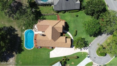 Well maintained home in Jacksonville Golf and Country Club. This on Jacksonville Golf and Country Club in Florida - for sale on GolfHomes.com, golf home, golf lot