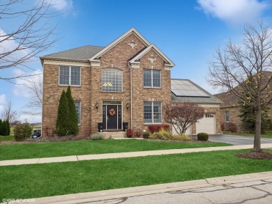 Welcome to 63 Tournament Drive South, an elegantly updated on Hawthorn Woods Country Club in Illinois - for sale on GolfHomes.com, golf home, golf lot