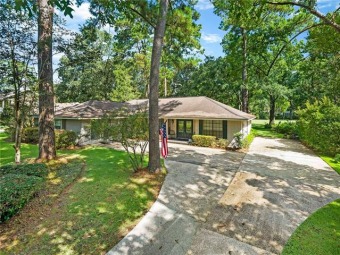CALL KATHERINE RACINE  FOR YOUR APPOINTMENT TODAY! NEW ROOF on Beau Chene Country Club in Louisiana - for sale on GolfHomes.com, golf home, golf lot