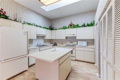GET THIS ONE BEFORE ALL THE SNOWBIRDS DESCEND! ... and MOVE on Seven Springs Golf and Country Club in Florida - for sale on GolfHomes.com, golf home, golf lot