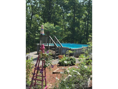 Fresh mountain-living vibe with room to breathe-this 4BR/2.5BA on Cleghorn Plantation Golf Club in North Carolina - for sale on GolfHomes.com, golf home, golf lot