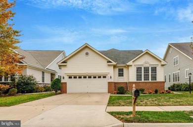 *Heritage Hunt 55+* Fabulous 3 level 'Marjoram' model situated on Heritage Hunt Golf and Country Club in Virginia - for sale on GolfHomes.com, golf home, golf lot