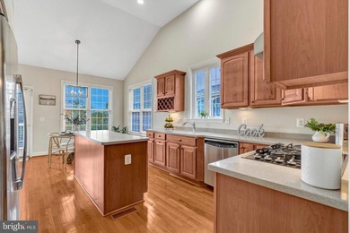 *Heritage Hunt 55+* Fabulous 3 level 'Marjoram' model situated on Heritage Hunt Golf and Country Club in Virginia - for sale on GolfHomes.com, golf home, golf lot