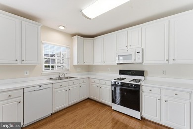 Lovingly updated 3 BR / 2.5 BA townhome with 1,960 finished sq on The Piedmont Club in Virginia - for sale on GolfHomes.com, golf home, golf lot