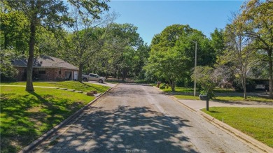 Build your dream home today -  Located adjacent to the popular on Copperas Hollow Country Club in Texas - for sale on GolfHomes.com, golf home, golf lot