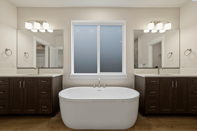 Located in the sought-after Horn Rapids community of Richland on Horn Rapids Golf Club in Washington - for sale on GolfHomes.com, golf home, golf lot