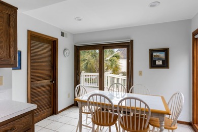 The only THREE bedroom, end unit Spinnaker Beachhouse available on The Seabrook Island Club in South Carolina - for sale on GolfHomes.com, golf home, golf lot