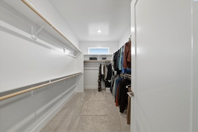 Located in the sought-after Horn Rapids community of Richland on Horn Rapids Golf Club in Washington - for sale on GolfHomes.com, golf home, golf lot