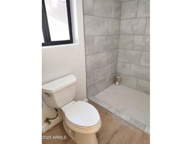 Fresh remodeled, truly move in ready!
Come enjoy Westbrook on Westbrook Village Golf Club in Arizona - for sale on GolfHomes.com, golf home, golf lot