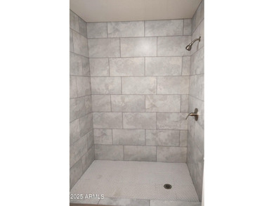 Fresh remodeled, truly move in ready!
Come enjoy Westbrook on Westbrook Village Golf Club in Arizona - for sale on GolfHomes.com, golf home, golf lot