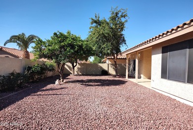 Fresh remodeled, truly move in ready!
Come enjoy Westbrook on Westbrook Village Golf Club in Arizona - for sale on GolfHomes.com, golf home, golf lot