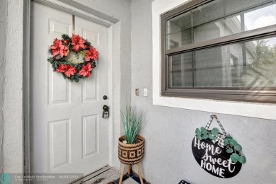 Beautiful 3BR/2.5BA townhouse with stunning golf and lake views on Woodmont Country Club in Florida - for sale on GolfHomes.com, golf home, golf lot