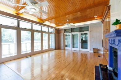 NOW reduced to $749,500, that's $113 PER SF.  LETS MAKE  A DEAL! on LakeRidge Country Club in Texas - for sale on GolfHomes.com, golf home, golf lot