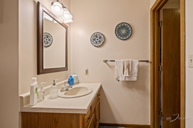 This 2 bed/ 2 bath Spring Creek golf villa is a short distance on Eagle Ridge Inn and Resort in Illinois - for sale on GolfHomes.com, golf home, golf lot