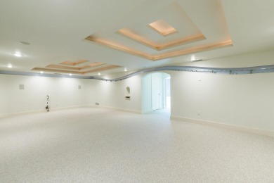 NOW reduced to $749,500, that's $113 PER SF.  LETS MAKE  A DEAL! on LakeRidge Country Club in Texas - for sale on GolfHomes.com, golf home, golf lot