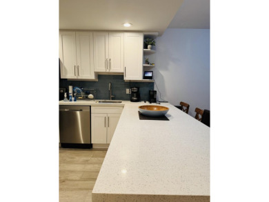 Spacious and bright 3 bedrooms 2 bathrooms condo located in the on Palm-Aire Country Club and Resort - Palms in Florida - for sale on GolfHomes.com, golf home, golf lot