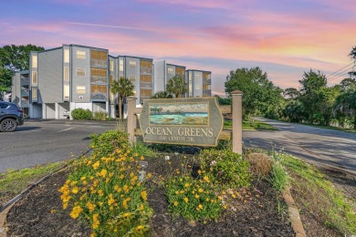 This spacious, freshly painted 3rd-floor, end unit, condo offers on Possum Trot Golf Course in South Carolina - for sale on GolfHomes.com, golf home, golf lot