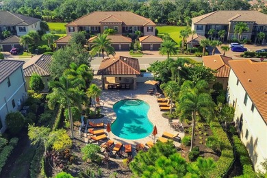 Meticulously maintained, tastefully decorated, gorgeous 2 on Esplanade Golf and Country at Lakewood Ranch in Florida - for sale on GolfHomes.com, golf home, golf lot