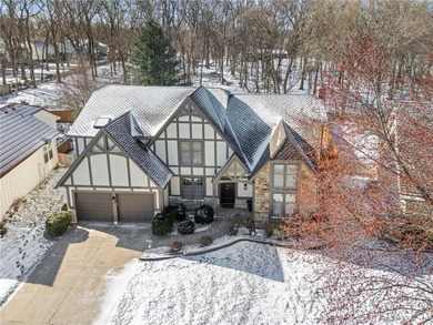 Welcome to your dream home in the sought-after Lakewood on Lakewood Oaks Golf Club, Ltd. in Missouri - for sale on GolfHomes.com, golf home, golf lot