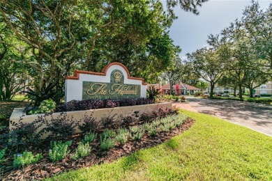Under contract-accepting backup offers. Charming 3 bedroom, 2 on Hunters Green Country Club in Florida - for sale on GolfHomes.com, golf home, golf lot